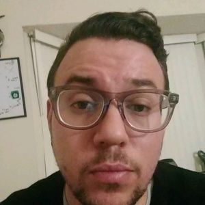 Meet your Posher, Christopher